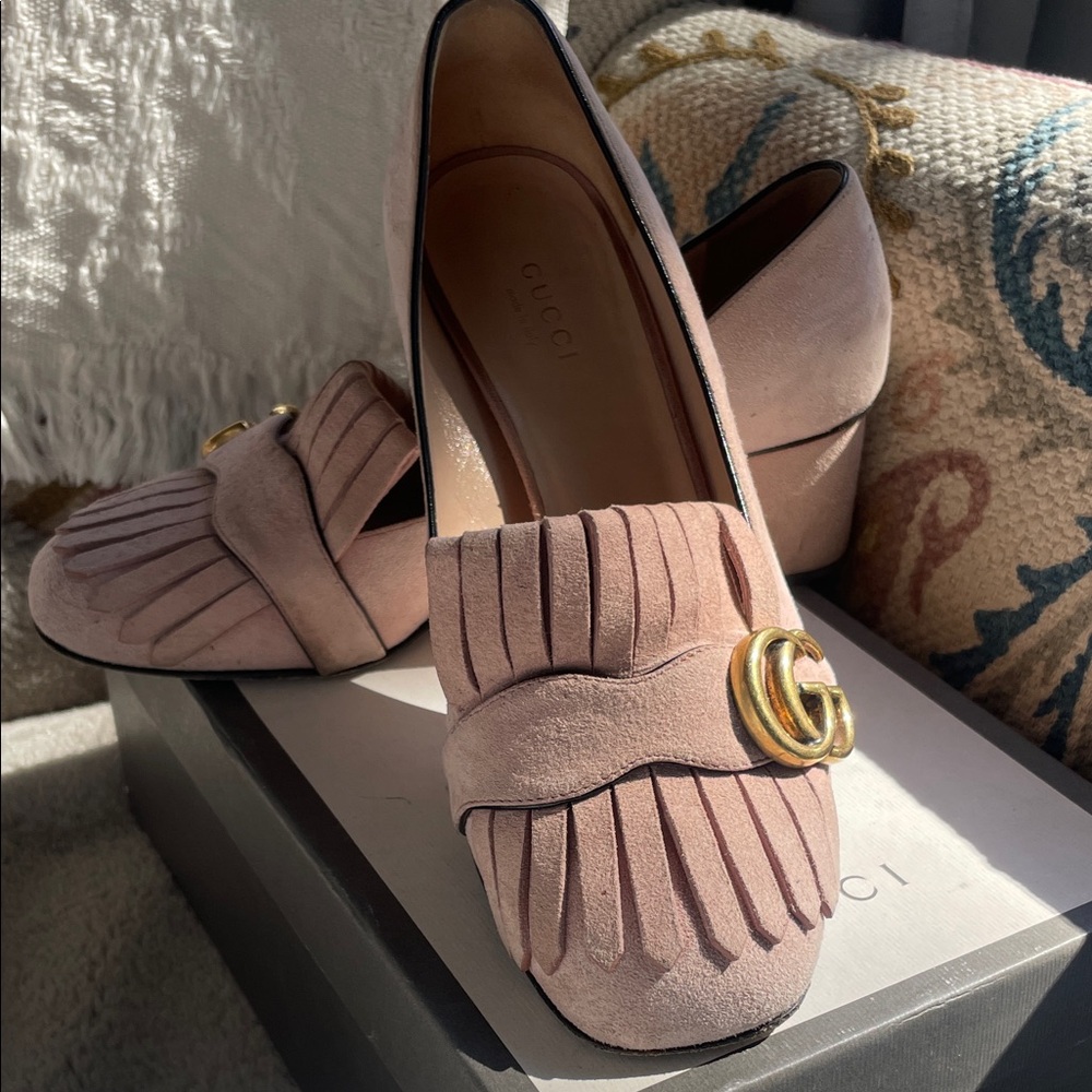 Gucci Mauve Fringe Loafers with Gold Accent/GG Marmont blush suede - Picture 6 of 8